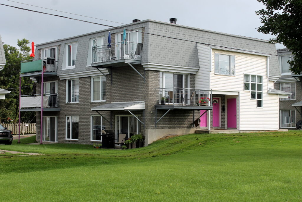 4 1/2, Jean Talon, Périgord