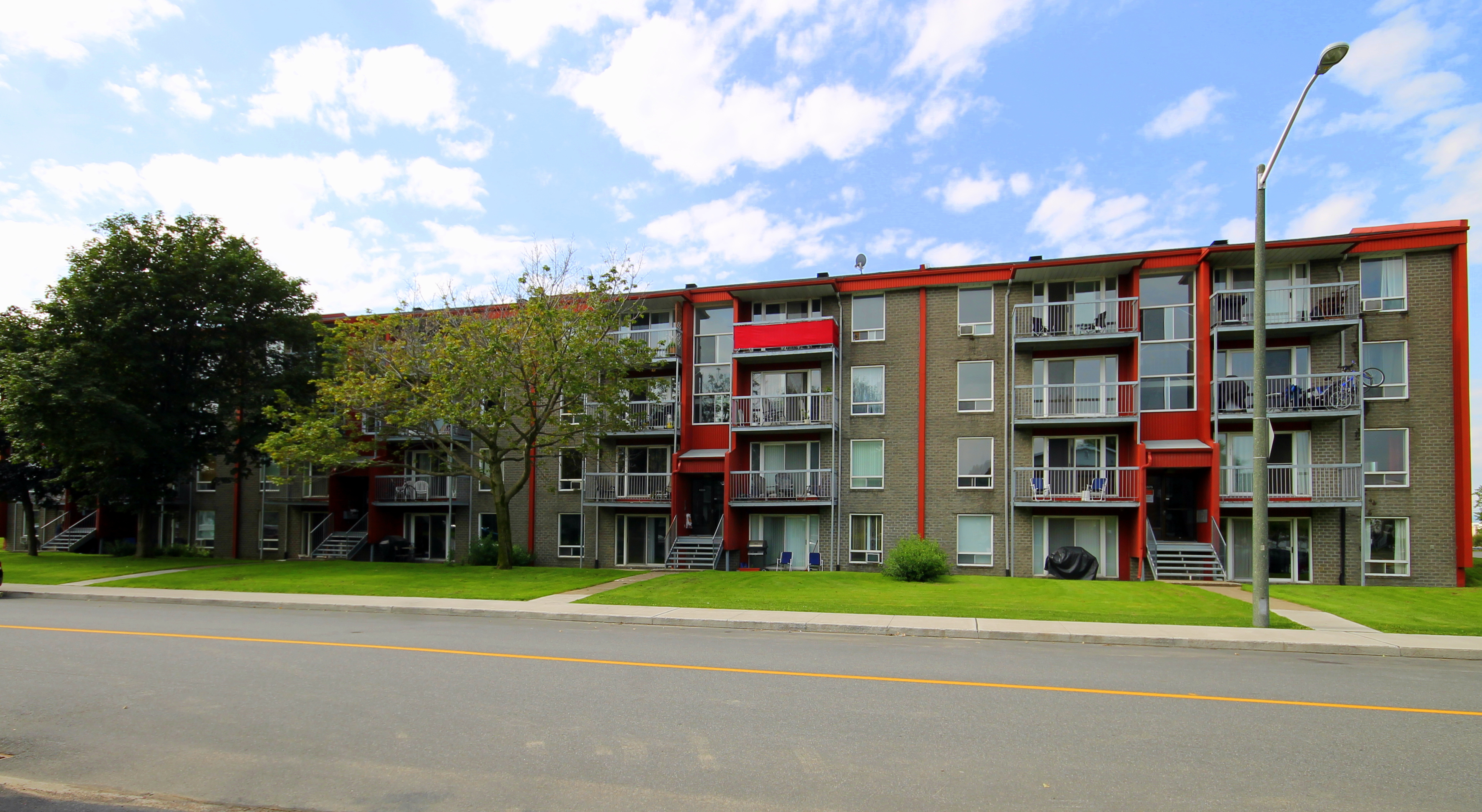 4515, 5e Avenue Ouest — photo 1